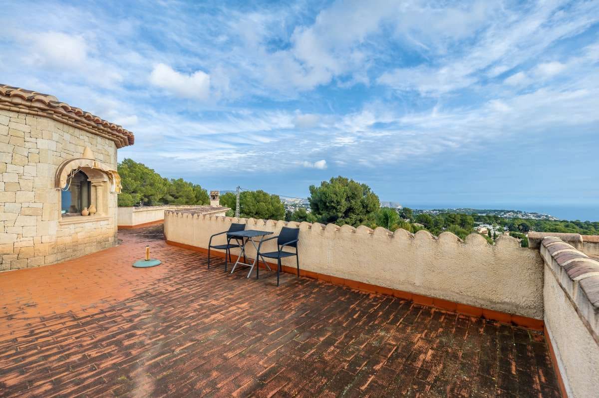 4 bedroom Villa for sale in Benissa - € 1,600,000 (Ref: 9495569)