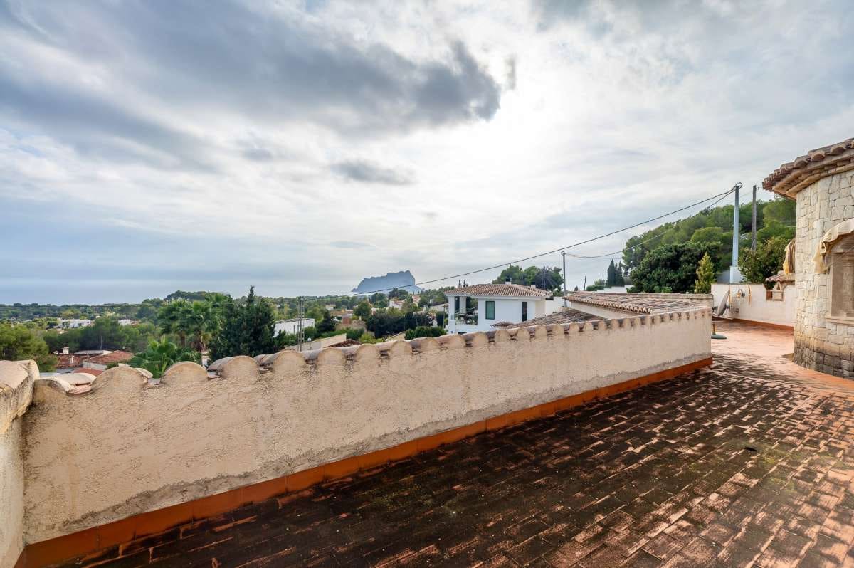 4 bedroom Villa for sale in Benissa - € 1,600,000 (Ref: 9495569)