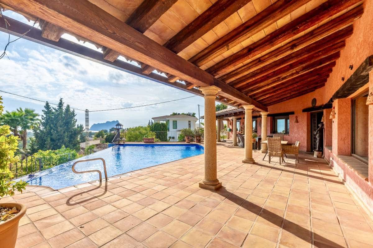 4 bedroom Villa for sale in Benissa - € 1,600,000 (Ref: 9495569)