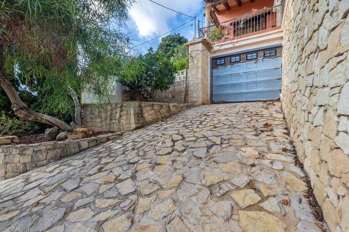 4 bedroom Villa for sale in Benissa - € 1,600,000 (Ref: 9495569)