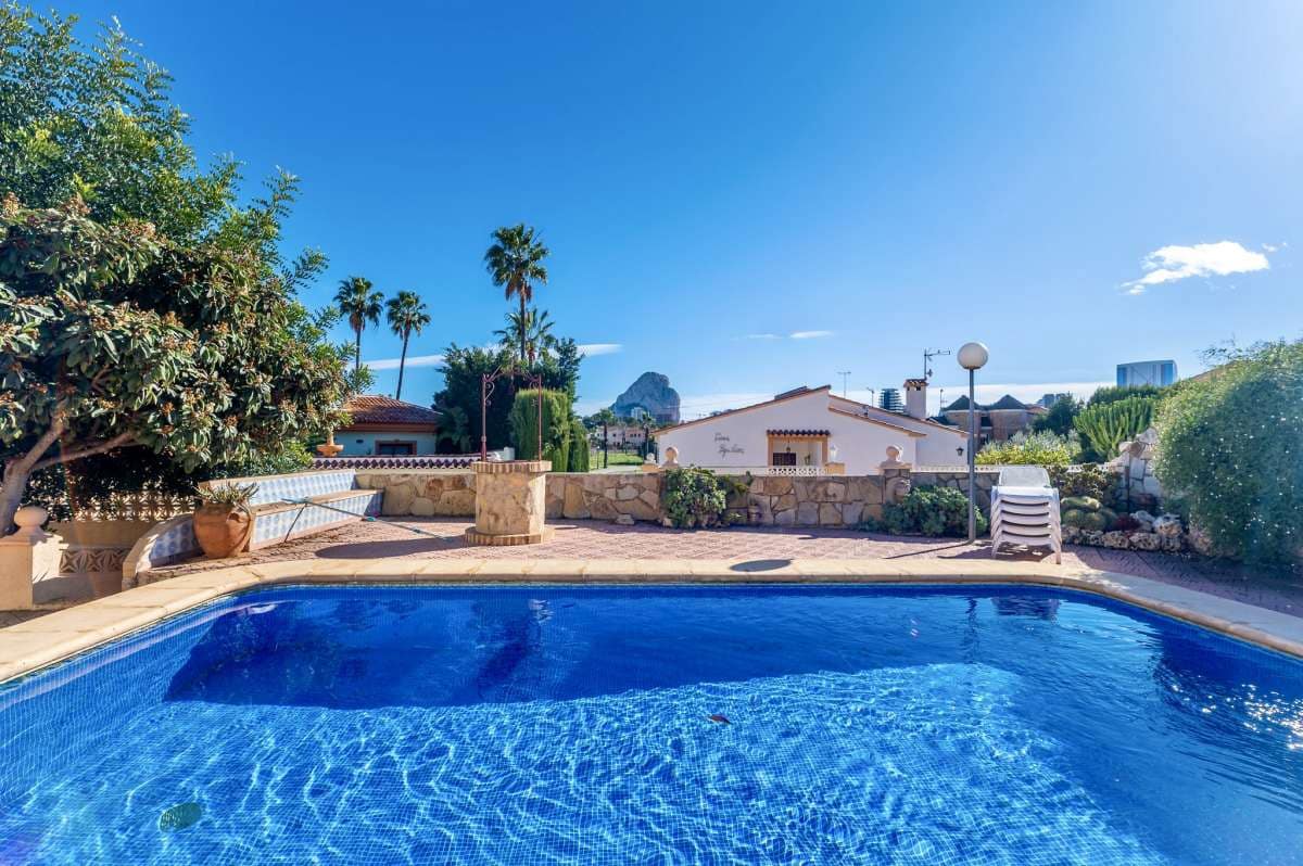 11 slaapkamer Villa te koop in Calpe / Calp - € 990.000 (Ref: 9516527)