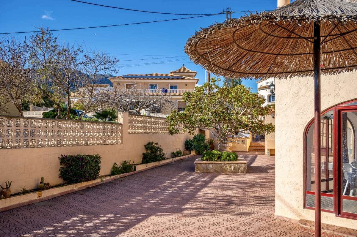 11 slaapkamer Villa te koop in Calpe / Calp - € 990.000 (Ref: 9516527)