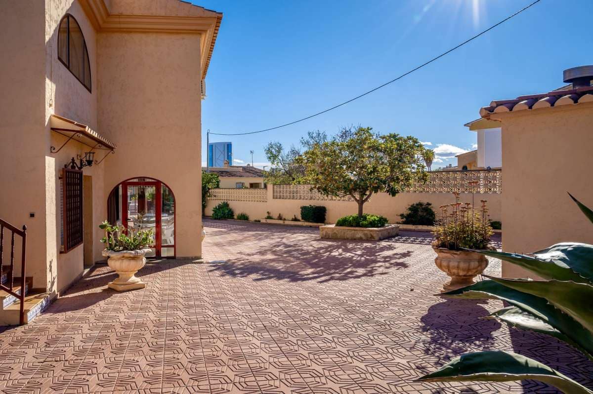 11 slaapkamer Villa te koop in Calpe / Calp - € 990.000 (Ref: 9516527)