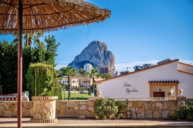 11 slaapkamer Villa te koop in Calpe / Calp - € 990.000 (Ref: 9516527)