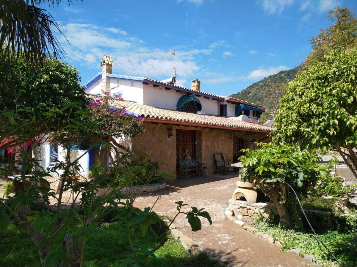 4 quarto Quinta/Casa Rural para venda em Calpe / Calp - 2 500 000 € (Ref: 9534996)