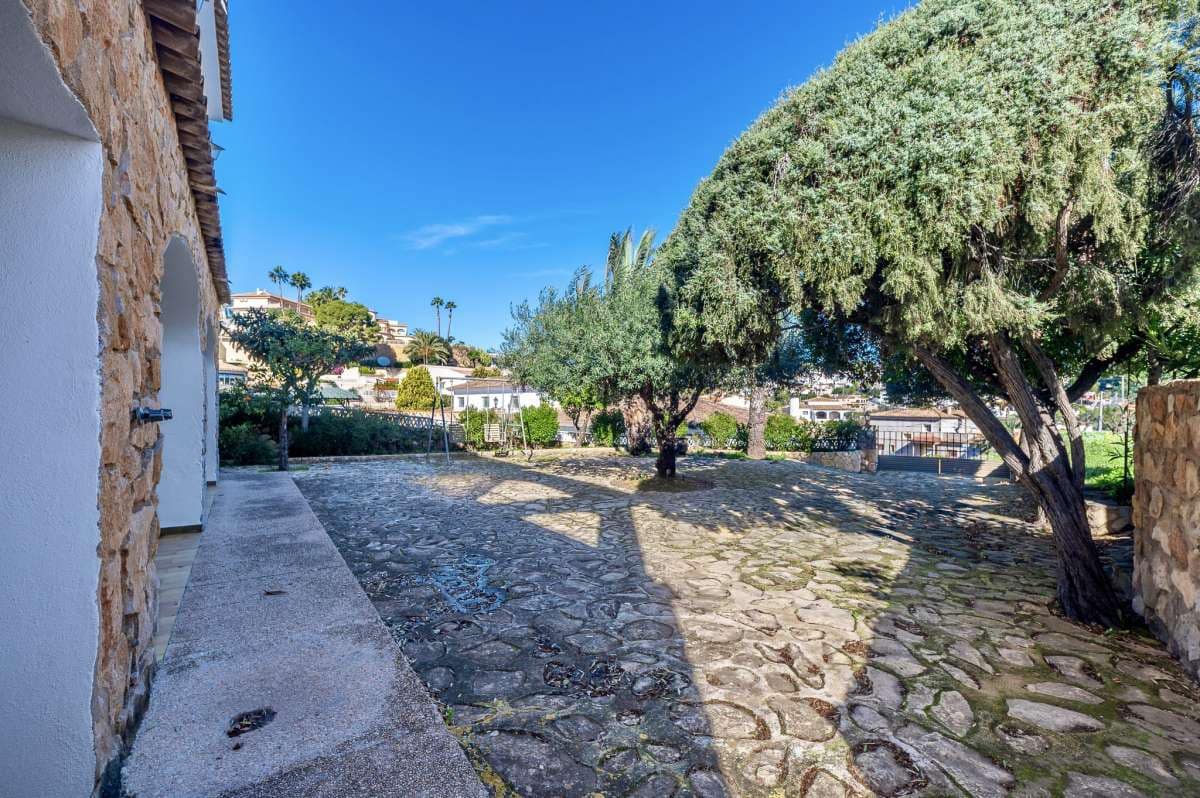 6 soveværelse Villa til salg i Benissa - € 890.000 (Ref: 9542305)