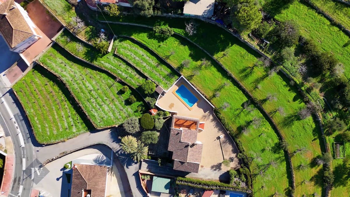 6 bedroom Villa for sale in Benissa - € 890,000 (Ref: 9542305)