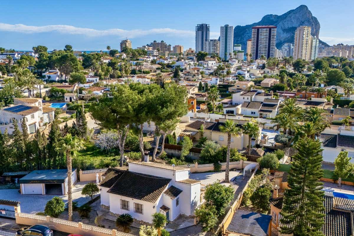 3 soveværelse Villa til salg i Calpe / Calp - € 599.000 (Ref: 9563757)