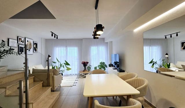 3 bedroom Townhouse for sale in Calpe / Calp - € 580,000 (Ref: 9580288)