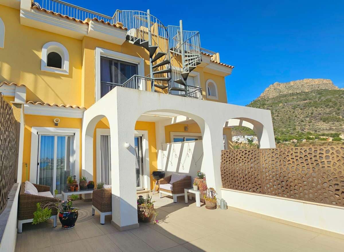 3 sypialnia Dom na sprzedaż w Calpe / Calp - 580 000 € (Ref: 9580288)