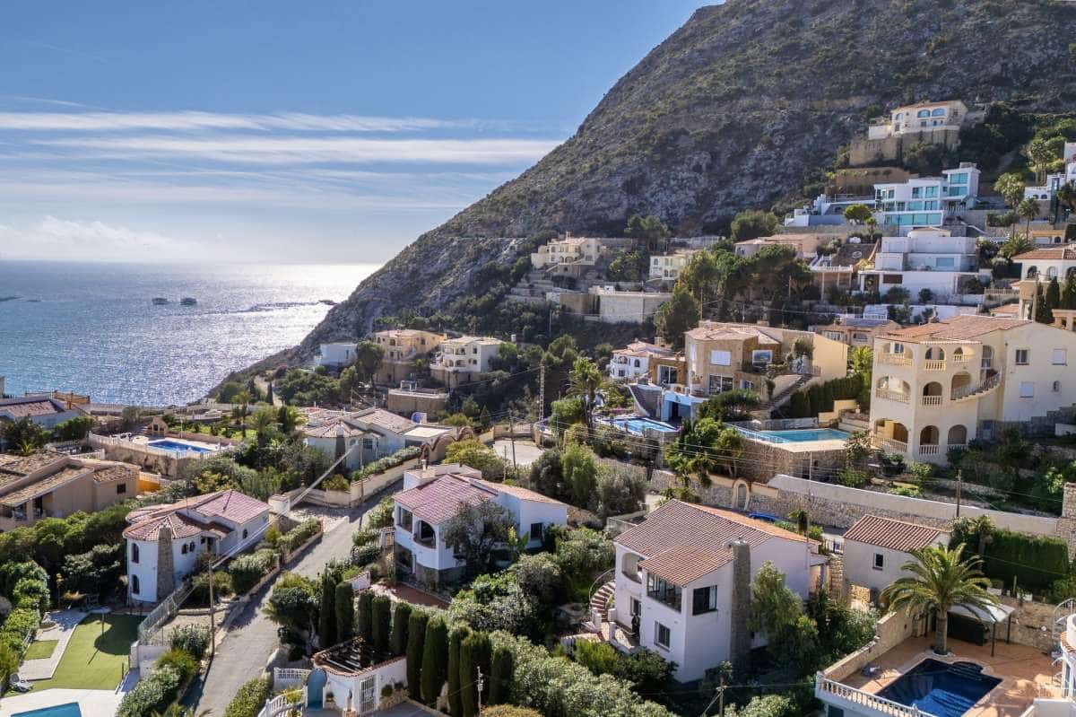 3 makuuhuone Huvila myytävänä paikassa Calpe / Calp - 395 000 € (Ref: 9598128)