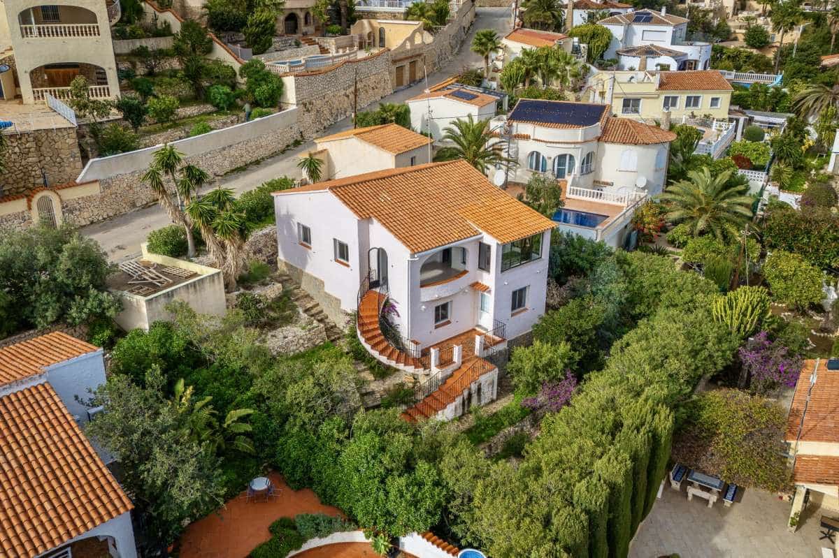 3 makuuhuone Huvila myytävänä paikassa Calpe / Calp - 395 000 € (Ref: 9598128)