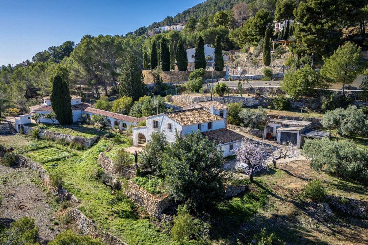 4 makuuhuone Huvila myytävänä paikassa Calpe / Calp - 895 000 € (Ref: 9599967)