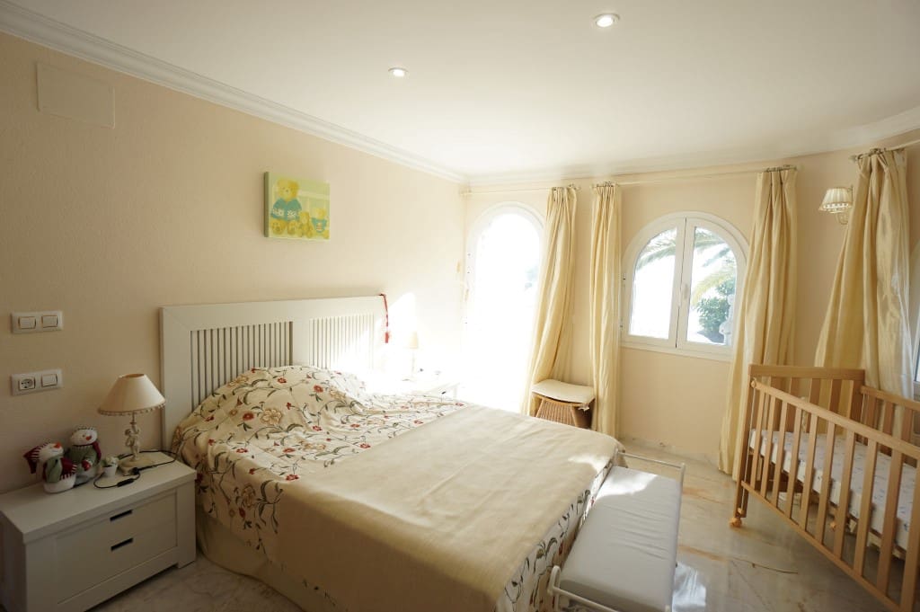 3 sypialnia Willa na sprzedaż w Benissa - 3 200 000 € (Ref: 9646013)