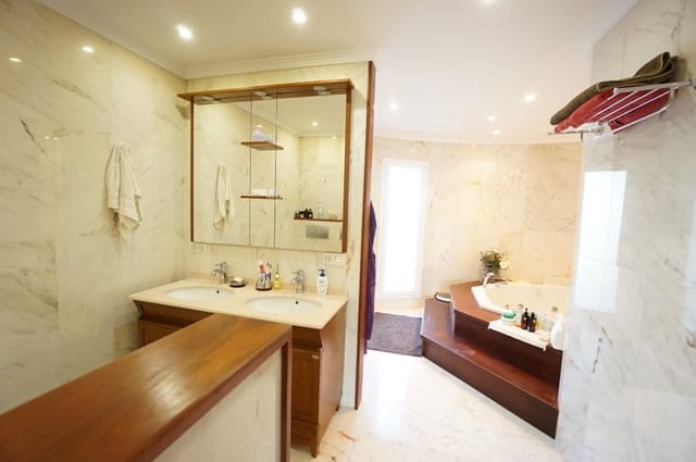 3 sypialnia Willa na sprzedaż w Benissa - 3 200 000 € (Ref: 9646013)