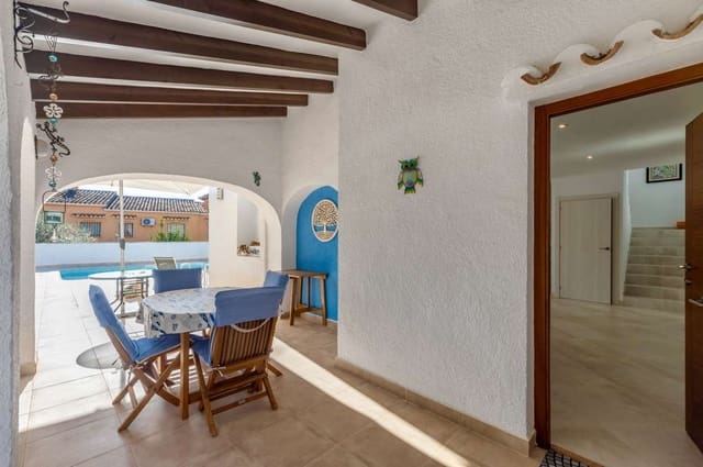 3 sypialnia Willa na sprzedaż w Calpe / Calp - 1 000 000 € (Ref: 9650454)