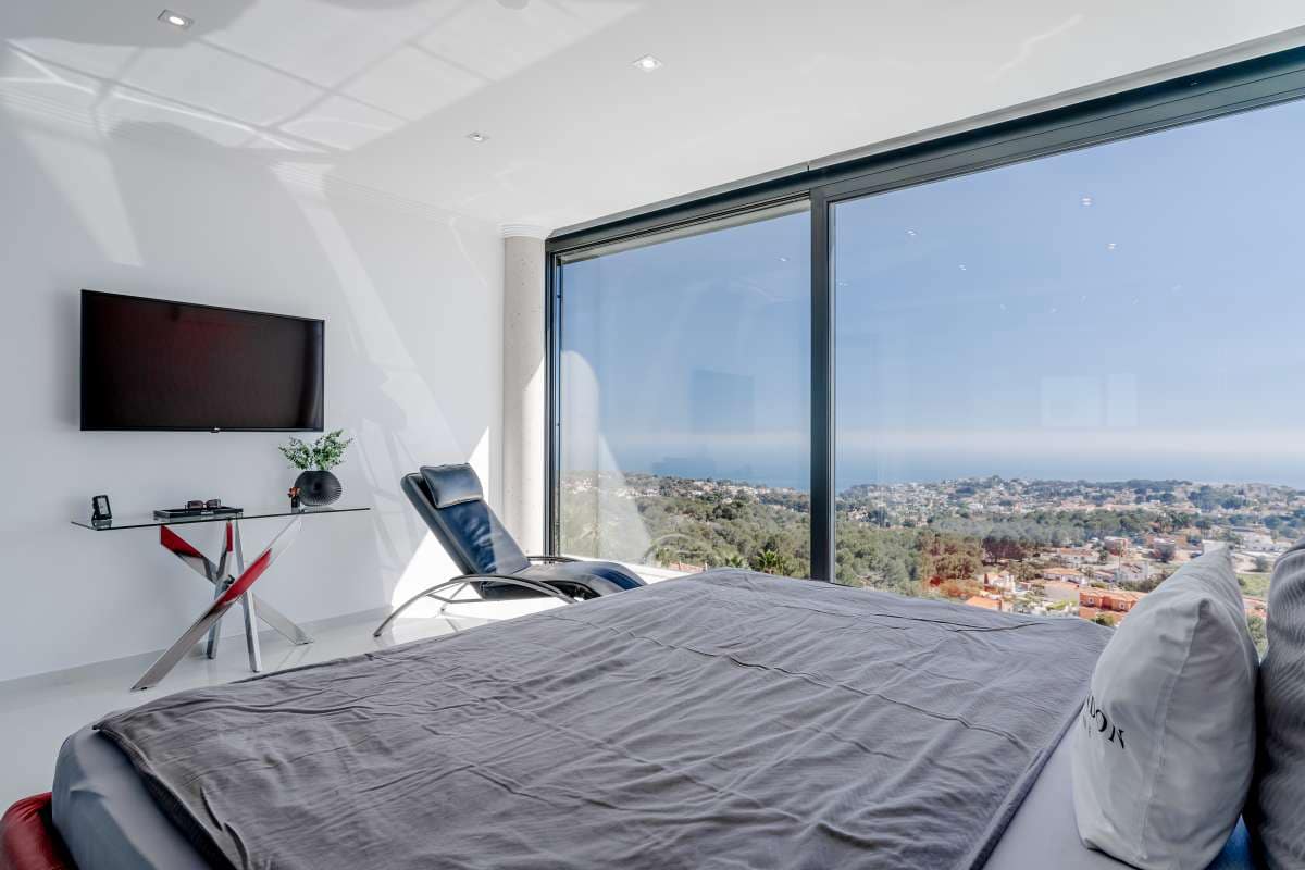 4 bedroom Villa for sale in Calpe / Calp - € 3,995,000 (Ref: 9650455)