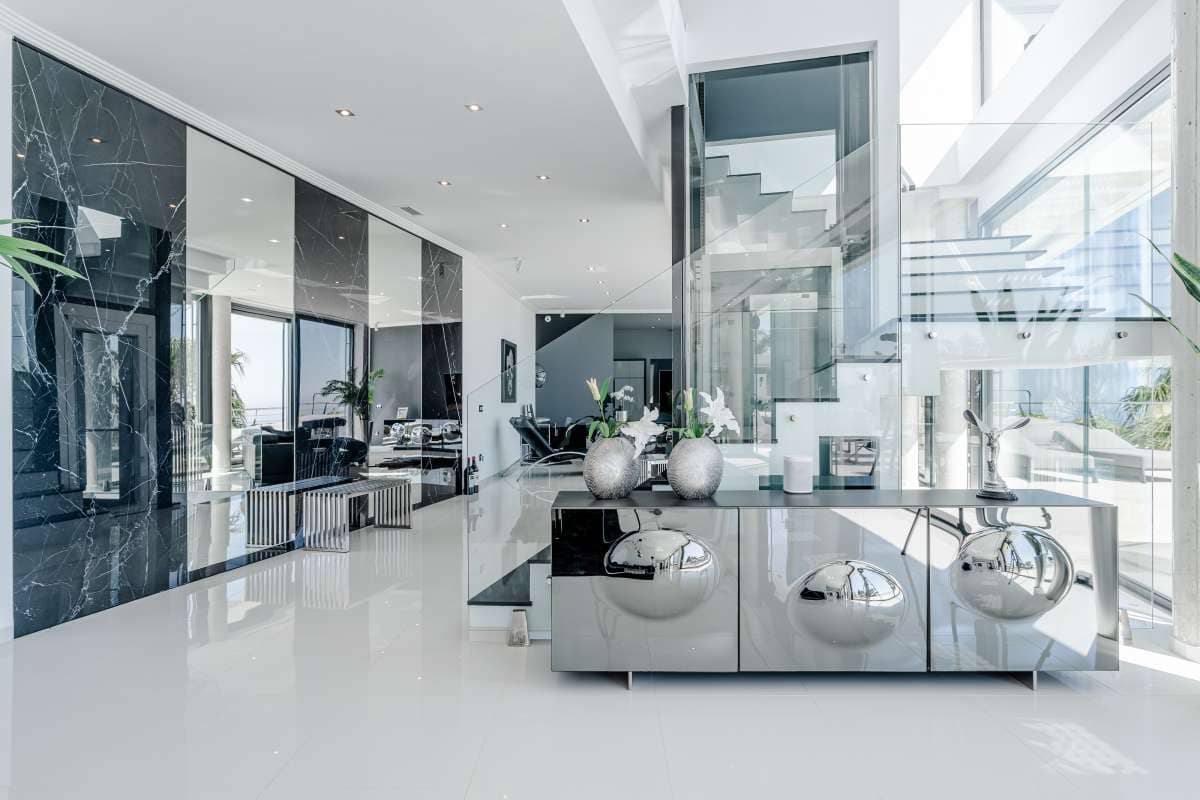 4 bedroom Villa for sale in Calpe / Calp - € 3,995,000 (Ref: 9650455)