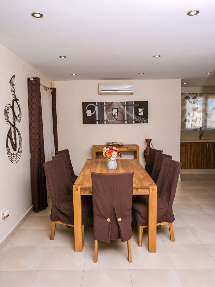 6 makuuhuone Huvila myytävänä paikassa Benissa - 645 000 € (Ref: 9672160)