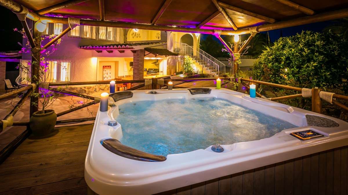 6 makuuhuone Huvila myytävänä paikassa Benissa - 645 000 € (Ref: 9672160)