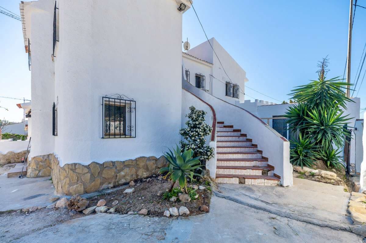 6 chambre Villa/Maison à vendre à Calpe / Calp - 450 000 € (Ref: 9687635)
