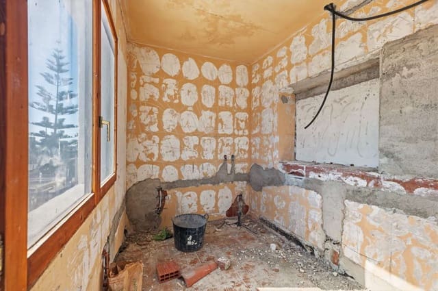 6 chambre Villa/Maison à vendre à Calpe / Calp - 450 000 € (Ref: 9687635)