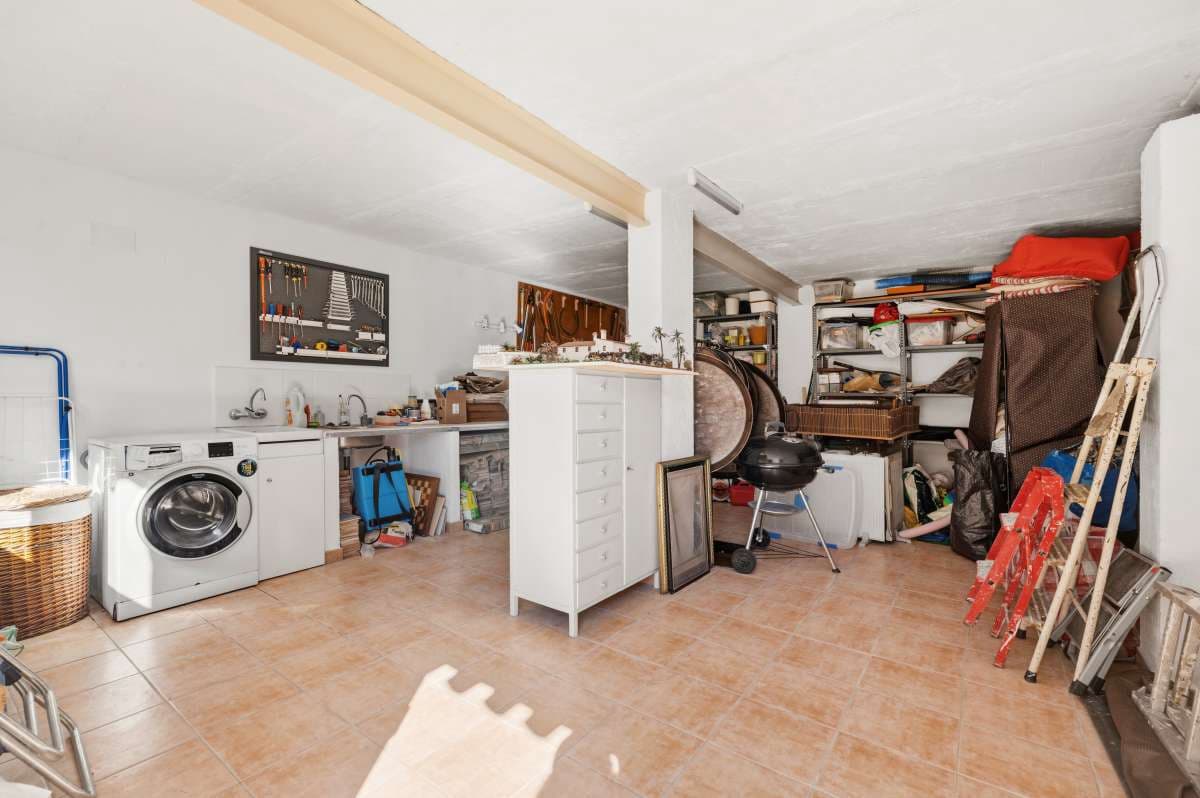 8 bedroom Finca/Country House for sale in Moraira - € 1,600,000 (Ref: 9713878)