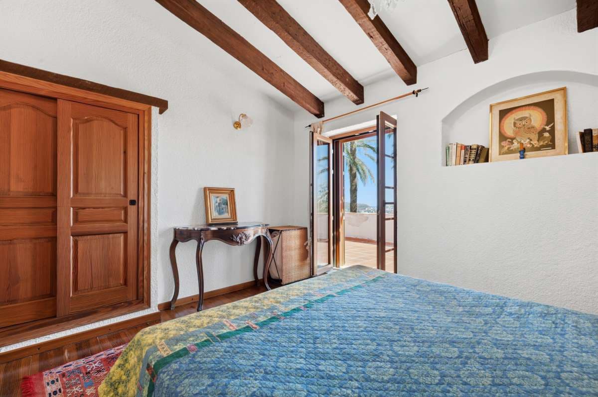 8 bedroom Finca/Country House for sale in Moraira - € 1,600,000 (Ref: 9713878)