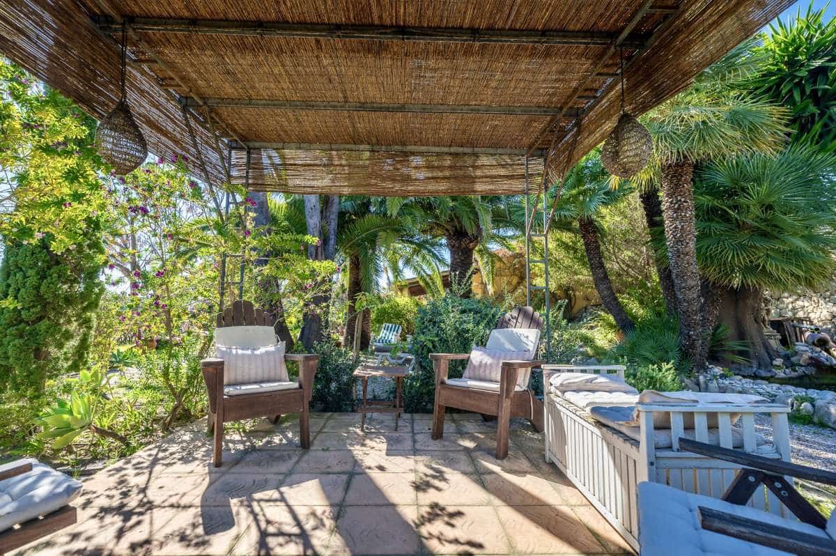 8 bedroom Finca/Country House for sale in Moraira - € 1,600,000 (Ref: 9713878)