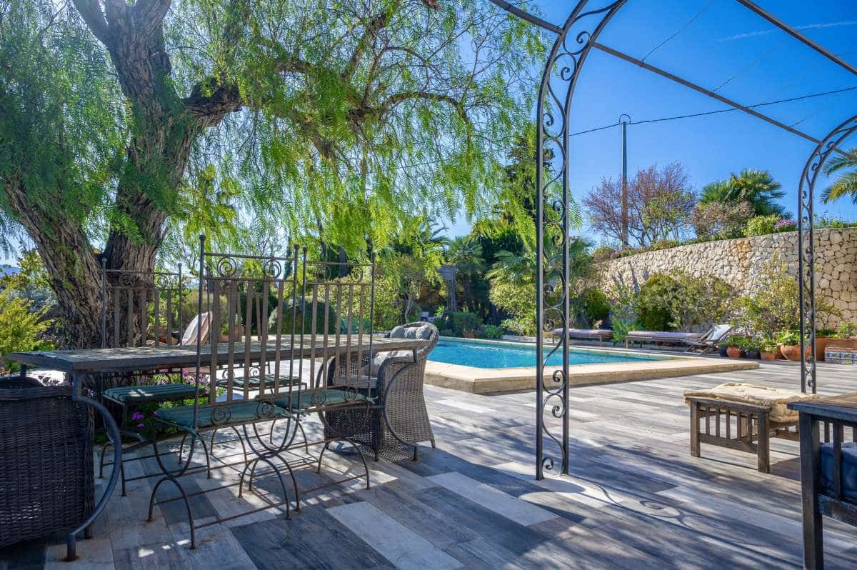 8 bedroom Finca/Country House for sale in Moraira - € 1,600,000 (Ref: 9713878)