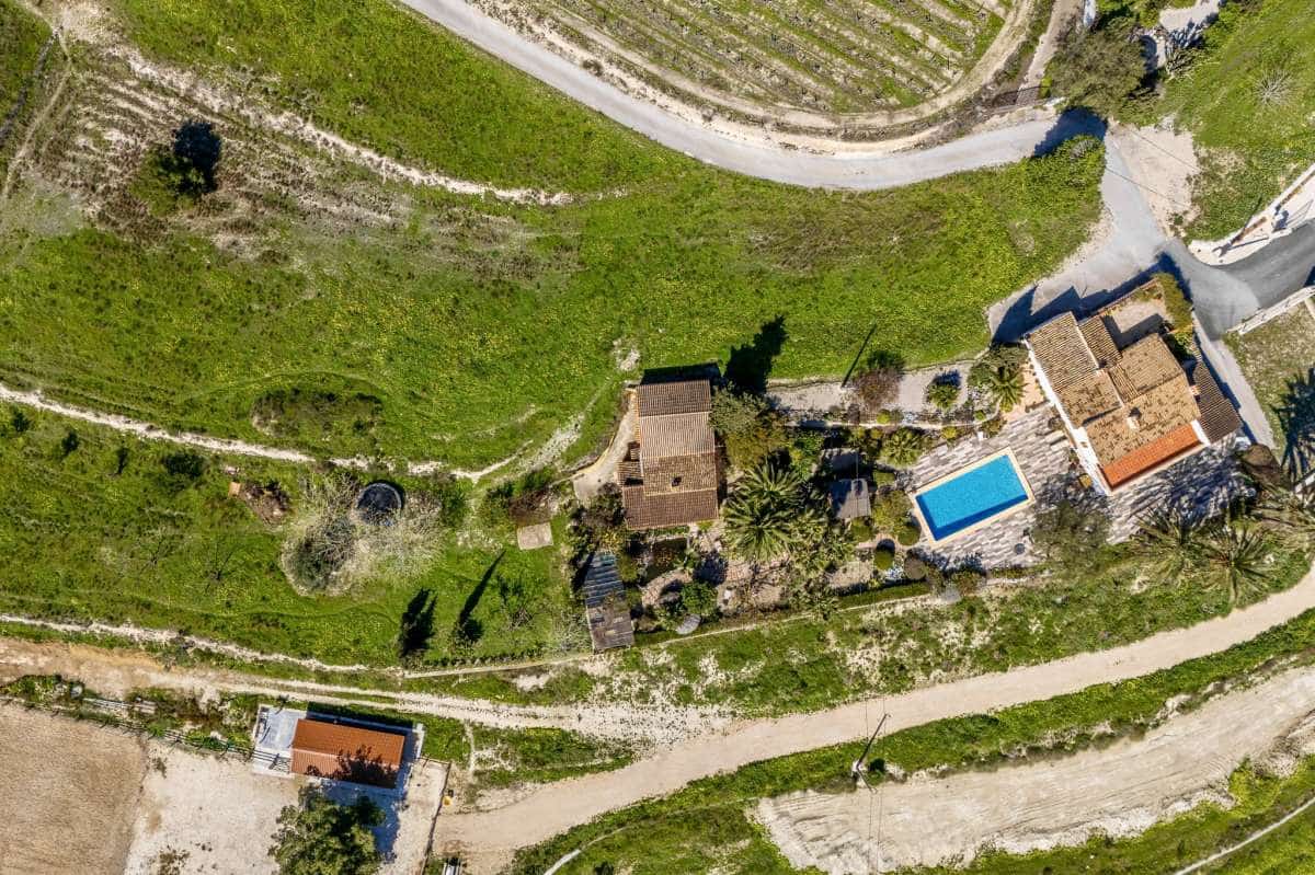 8 bedroom Finca/Country House for sale in Moraira - € 1,600,000 (Ref: 9713878)