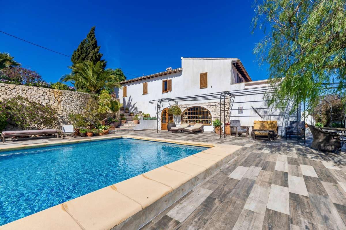 8 bedroom Finca/Country House for sale in Moraira - € 1,600,000 (Ref: 9713878)