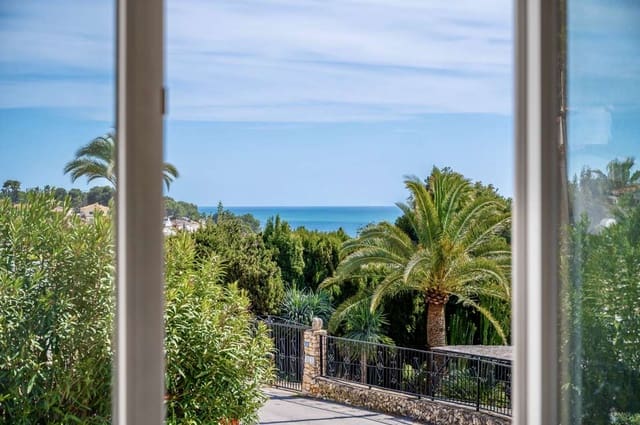 2 bedroom Villa for sale in Benissa - € 545,000 (Ref: 9720585)