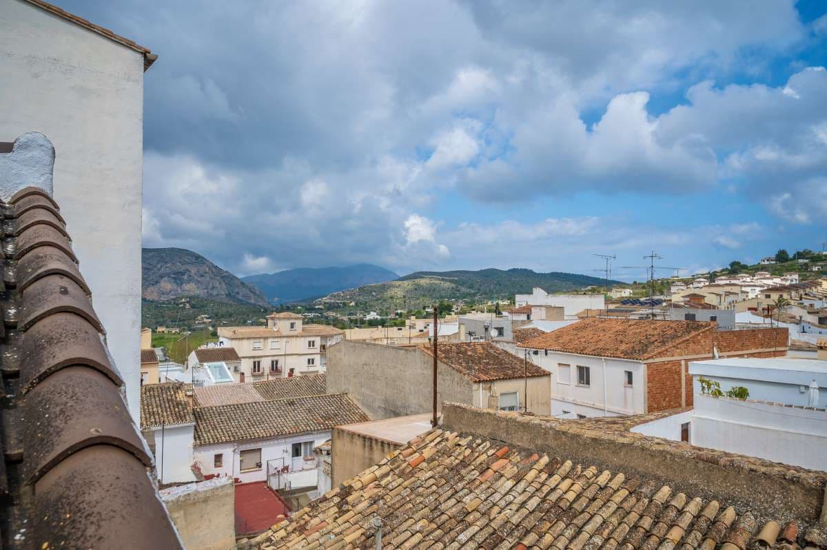 4 bedroom Townhouse for sale in Teulada - € 480,000 (Ref: 9723866)