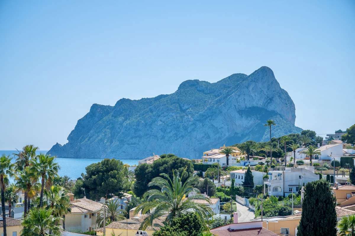 6 bedroom Villa for sale in Calpe / Calp - € 1,400,000 (Ref: 9733771)