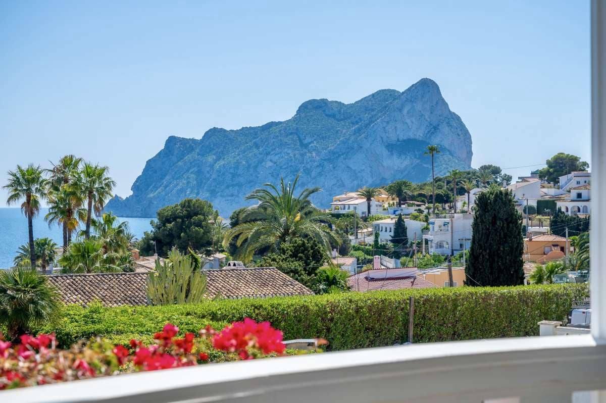 6 bedroom Villa for sale in Calpe / Calp - € 1,400,000 (Ref: 9733771)