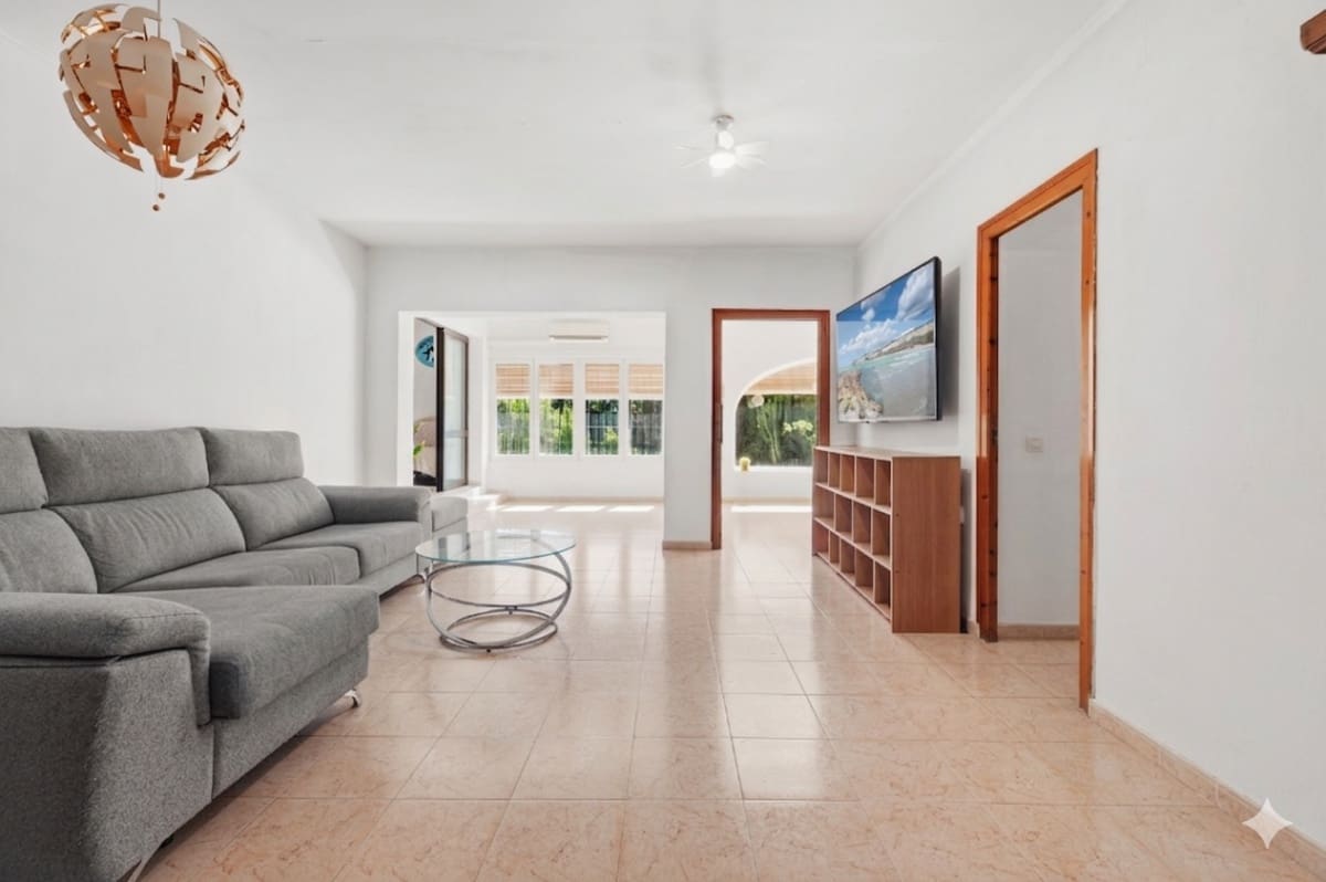 4 sovrum Villa till salu i Benissa - 575 000 € (Ref: 9737128)