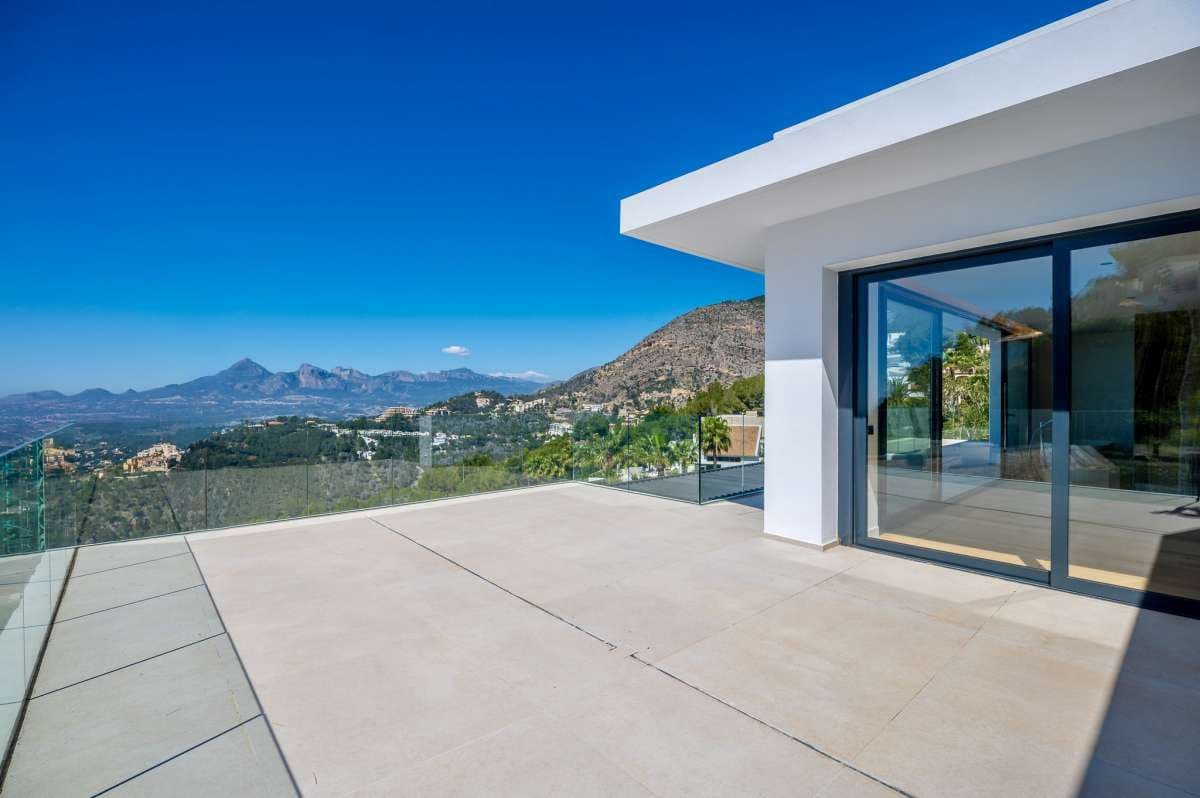 5 slaapkamer Villa te koop in Altea - € 2.690.000 (Ref: 9787568)