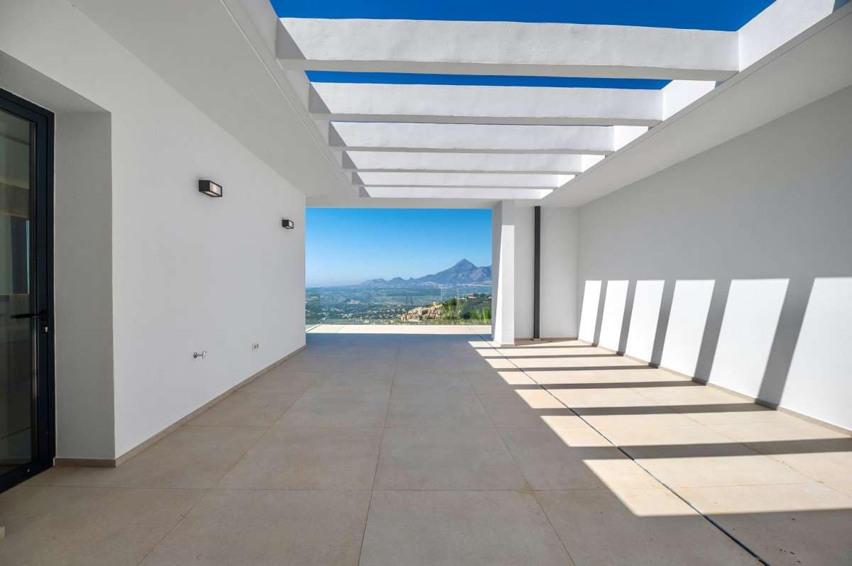 5 slaapkamer Villa te koop in Altea - € 2.690.000 (Ref: 9787568)