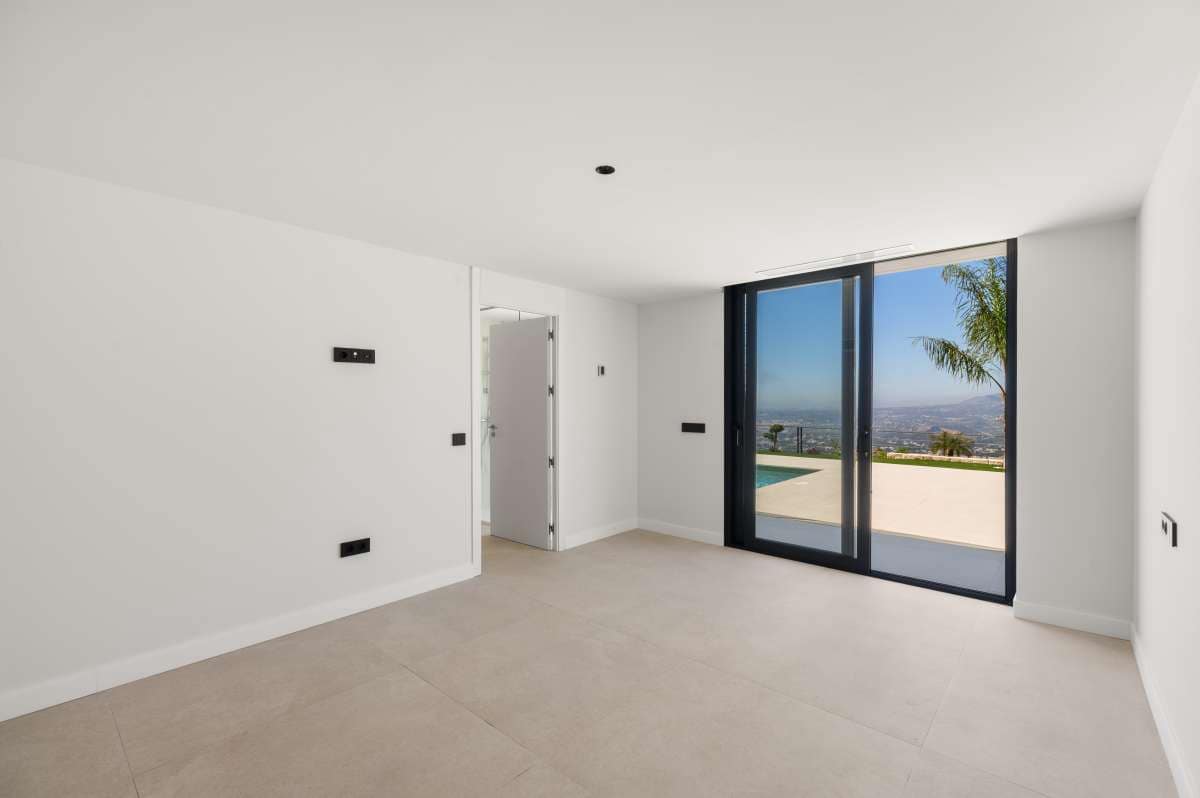 5 slaapkamer Villa te koop in Altea - € 2.690.000 (Ref: 9787568)