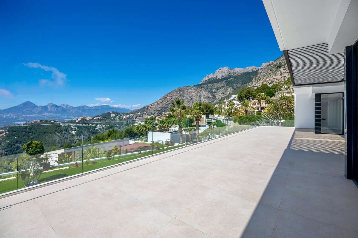 5 slaapkamer Villa te koop in Altea - € 2.690.000 (Ref: 9787568)