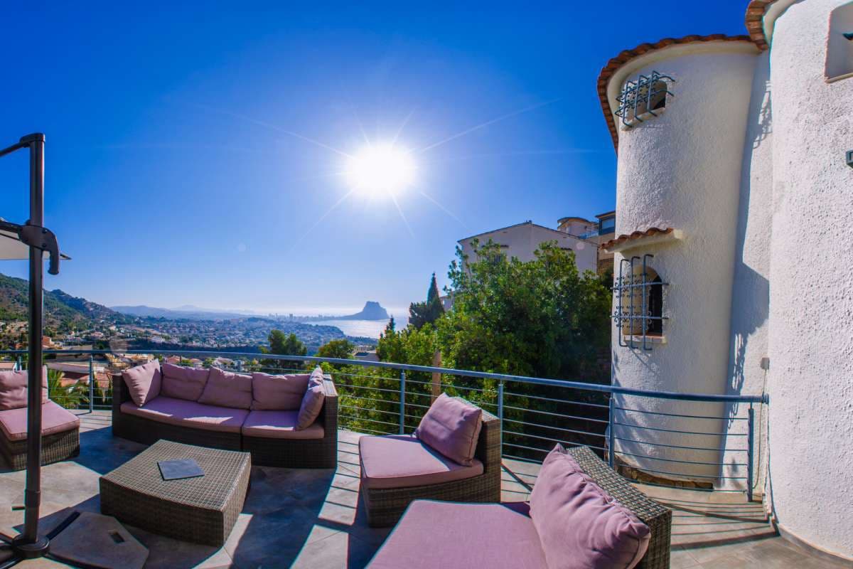 4 bedroom Villa for sale in Calpe / Calp - € 940,000 (Ref: 9802827)