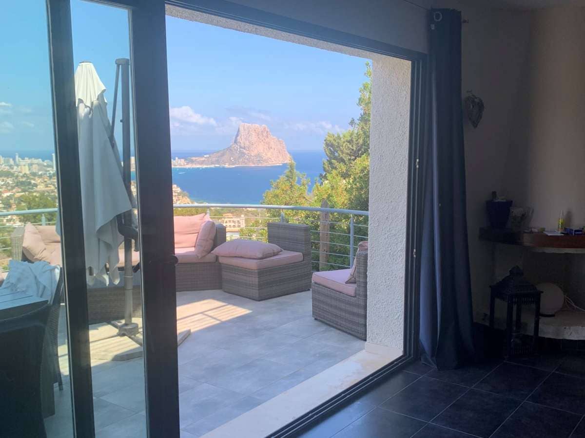 4 bedroom Villa for sale in Calpe / Calp - € 940,000 (Ref: 9802827)