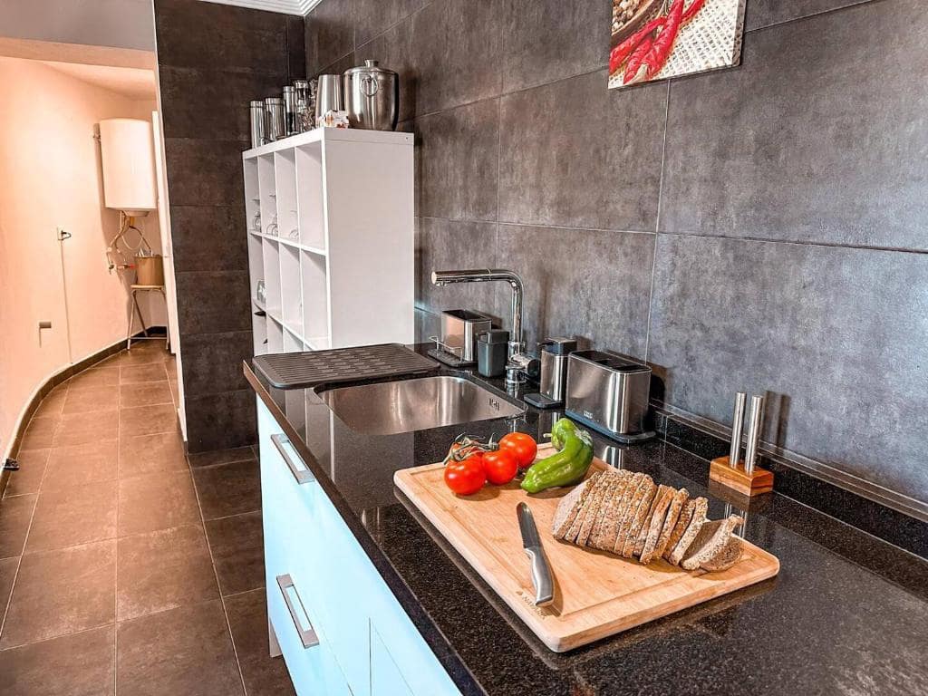 4 bedroom Villa for sale in Calpe / Calp - € 940,000 (Ref: 9802827)
