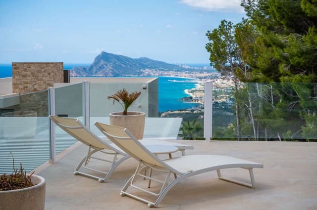 3 Zimmer Villa zu verkaufen in Altea - 1.650.000 € (Ref: 9830117)