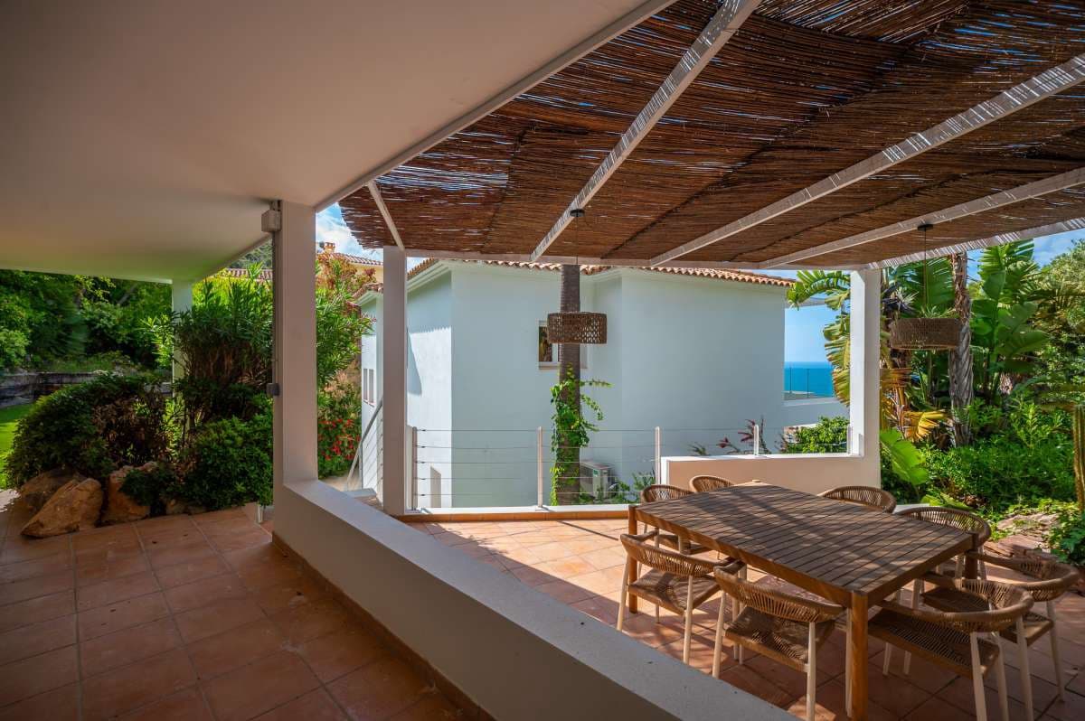 3 slaapkamer Villa te koop in Altea - € 1.650.000 (Ref: 9830117)