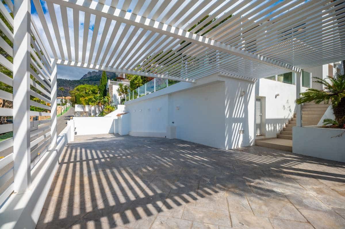 3 slaapkamer Villa te koop in Altea - € 1.650.000 (Ref: 9830117)
