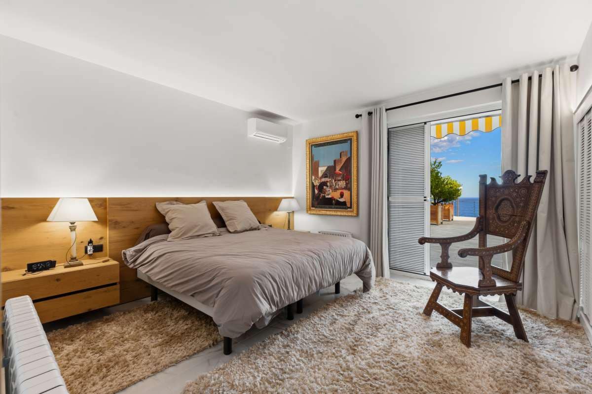 4 bedroom Villa for sale in Benissa - € 2,490,000 (Ref: 9841561)