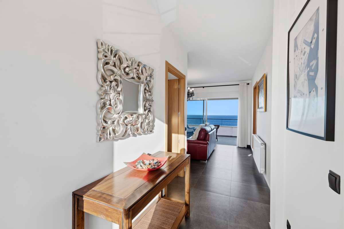 4 bedroom Villa for sale in Benissa - € 2,490,000 (Ref: 9841561)