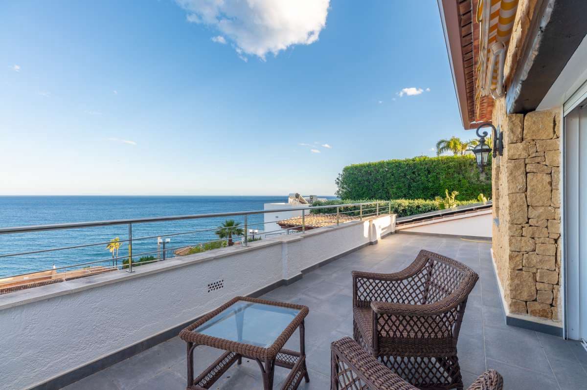 4 bedroom Villa for sale in Benissa - € 2,490,000 (Ref: 9841561)